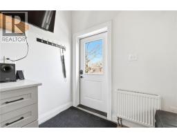 20 MILL Street E - 4