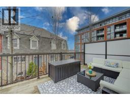 4 WHITEHAVEN Lane - 32