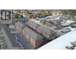 4 WHITEHAVEN Lane - 42