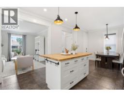 742 VINE Street - 11