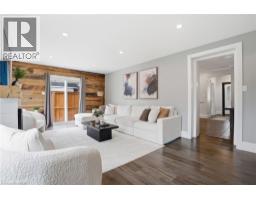 742 VINE Street - 18