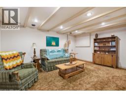 24 QUEENSWAY Drive - 17