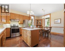 24 QUEENSWAY Drive - 5