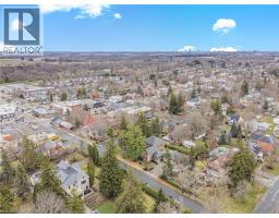 24 QUEENSWAY Drive - 50