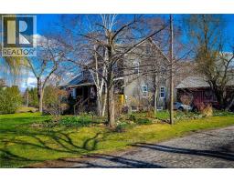 466 WEIR Road - 5