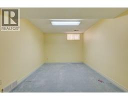 285 MAGNOLIA Place - 36