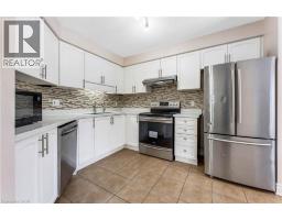 142 DUBRICK Crescent - 11