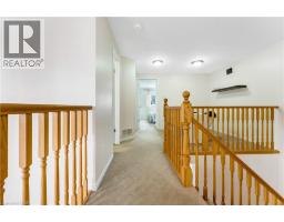 142 DUBRICK Crescent - 18