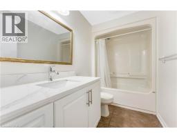 142 DUBRICK Crescent - 24