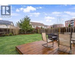 142 DUBRICK Crescent - 40