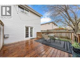 111 CONNELLY Drive - 31