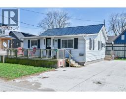 11 WALTER Street - 2