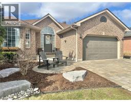 7 SPRUCE GROVE Court - 2