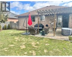 7 SPRUCE GROVE Court - 33