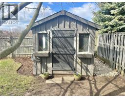 7 SPRUCE GROVE Court - 35