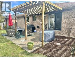 7 SPRUCE GROVE Court - 38