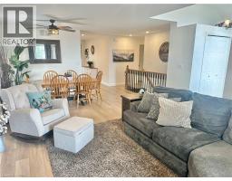7 SPRUCE GROVE Court - 7