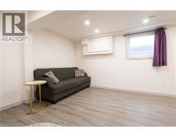 239 METCALFE Street N - 16