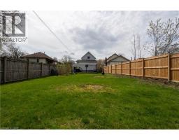 239 METCALFE Street N - 19