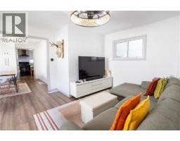 239 METCALFE Street N - 7