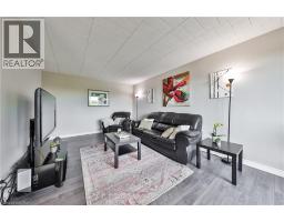 29 WEST Avenue UnitNo. 411 - 3