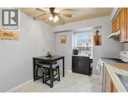 16 ENFIELD Crescent - 5