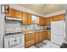 16 ENFIELD Crescent - 7