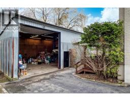 108 QUEENSWAY Drive - 37