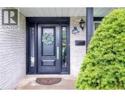 108 QUEENSWAY Drive - 4