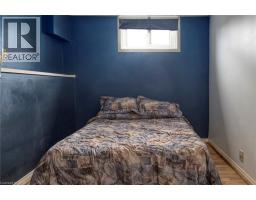 108 QUEENSWAY Drive - 43