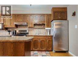 108 QUEENSWAY Drive - 9