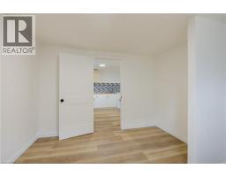 524 SIMCOE Street - 14