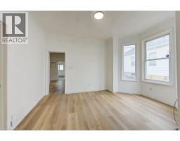 524 SIMCOE Street - 29