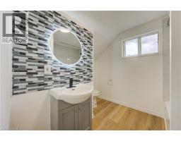 524 SIMCOE Street - 5