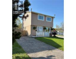 29 WOODLAWN Avenue - 2