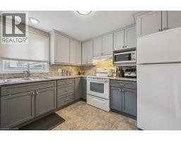 40 ABELES Avenue - 16