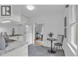 234 CLARENCE Street - 18