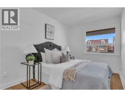 234 CLARENCE Street - 19