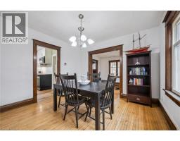 9 SPADINA Road E - 11