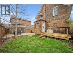 9 SPADINA Road E - 31