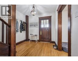 9 SPADINA Road E - 6