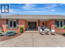 999 W GOVERNORS Road W - 2