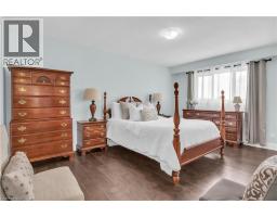 197 AUTUMN HILL Crescent - 13