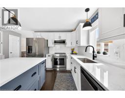 22 LINDA Crescent - 10