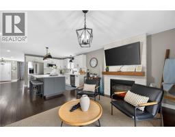 22 LINDA Crescent - 13