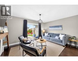 22 LINDA Crescent - 16