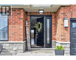 22 LINDA Crescent - 3