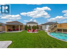 22 LINDA Crescent - 41