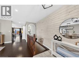 22 LINDA Crescent - 5