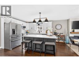 22 LINDA Crescent - 9